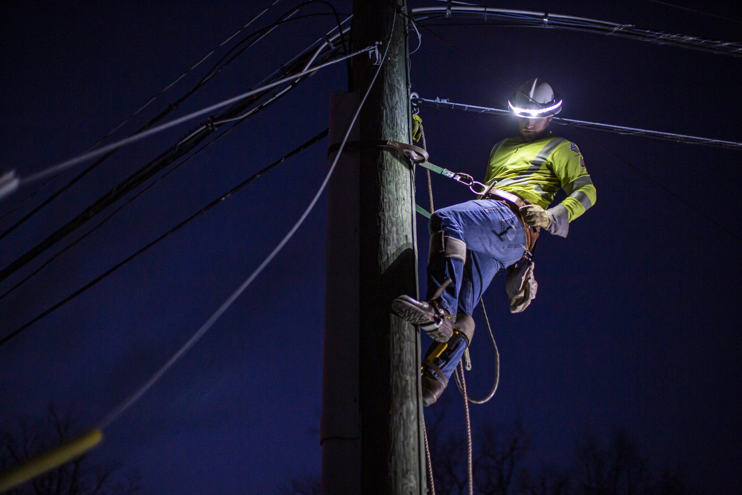 How dangerous is being a lineman?